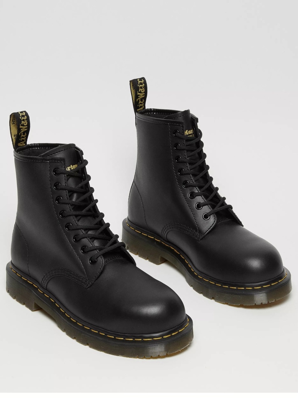 Dr. Martens Boots W9/M8